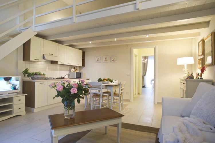 Cevoli Country Resort 라리 외부 사진